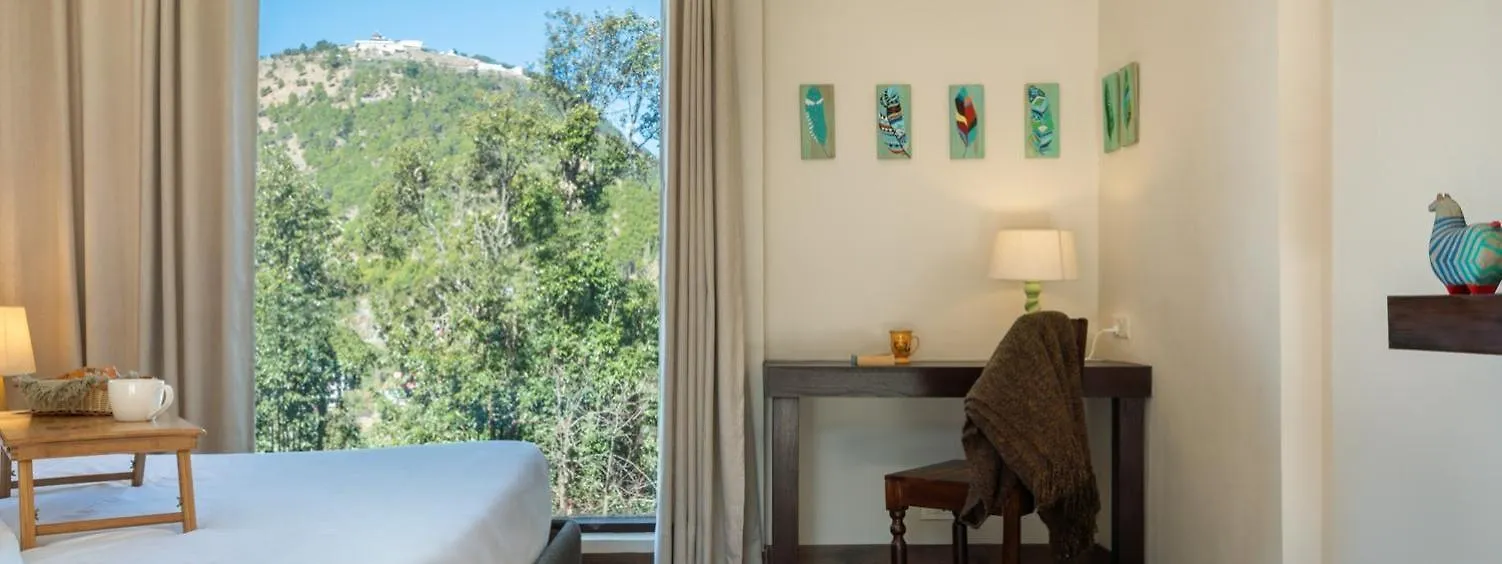 מלון שימלה Woodsmoke Retreat אתר נופש