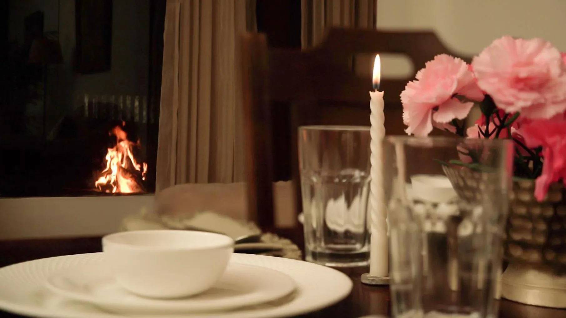 אתר נופש מלון שימלה Woodsmoke Retreat