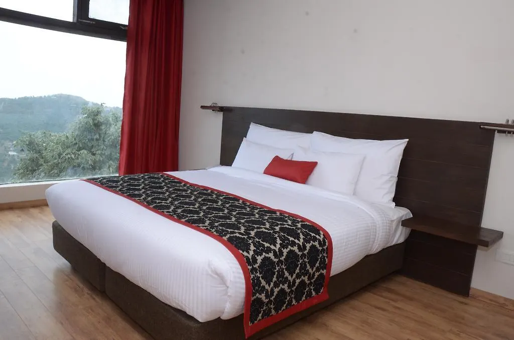 אתר נופש מלון שימלה Woodsmoke Retreat