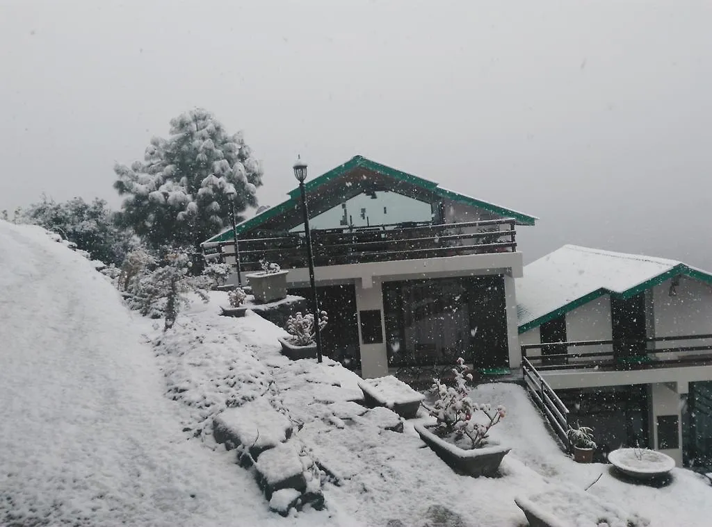 Resort Woodsmoke Retreat Hotel Shimla