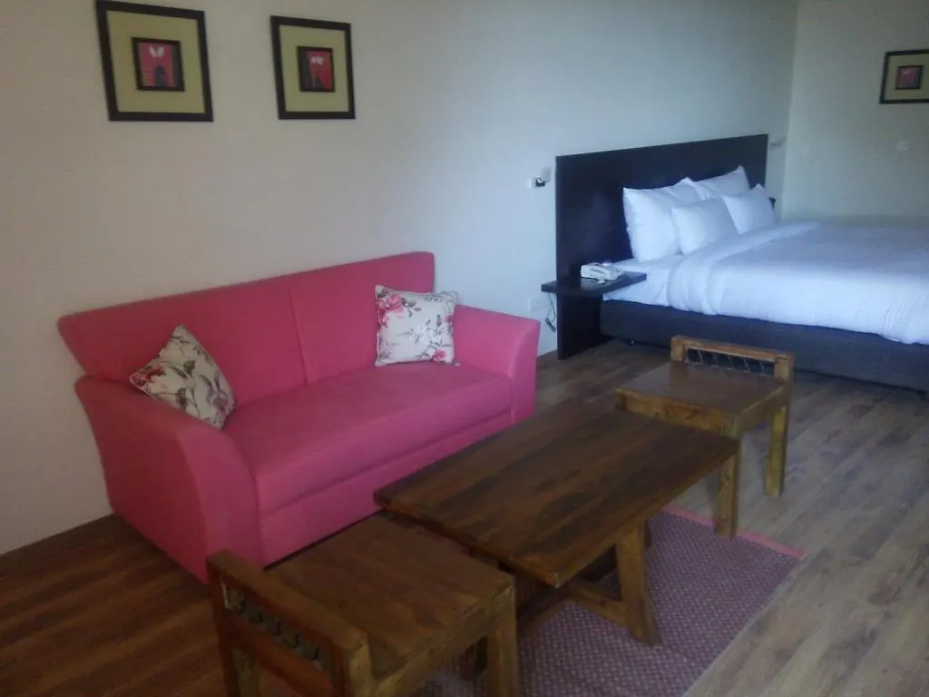 Woodsmoke Retreat Hotel Shimla Resort