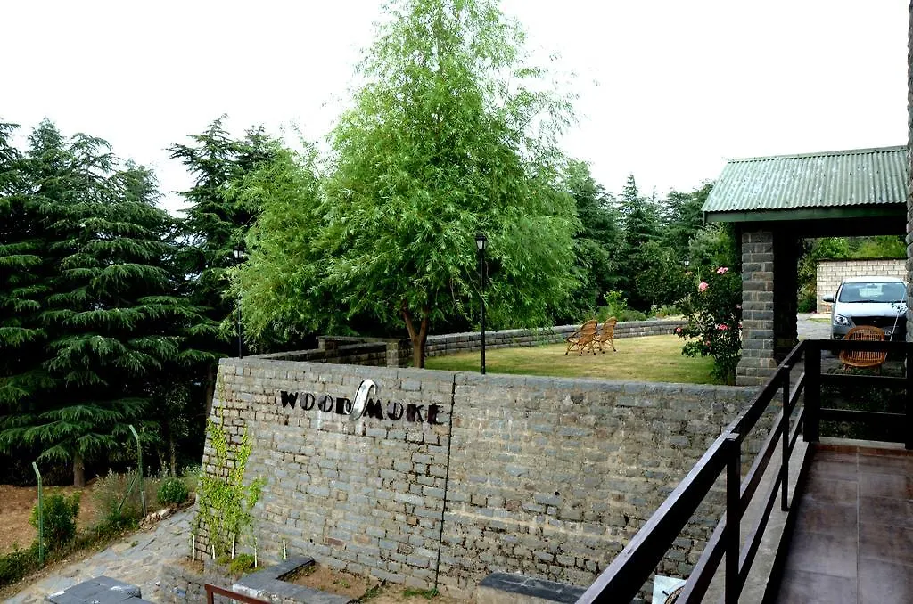Resort Woodsmoke Retreat Hotel Shimla