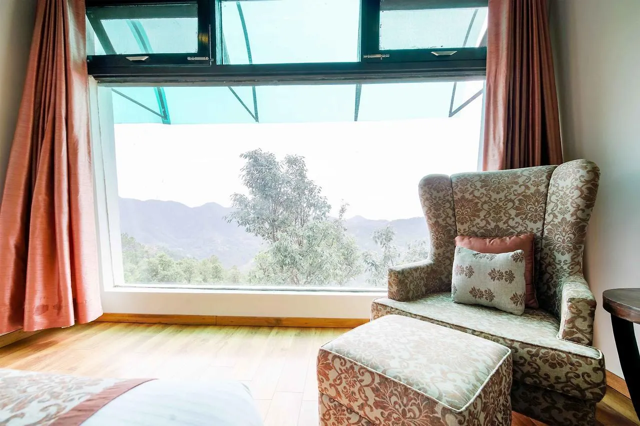 Woodsmoke Retreat Hotel Shimla Resort