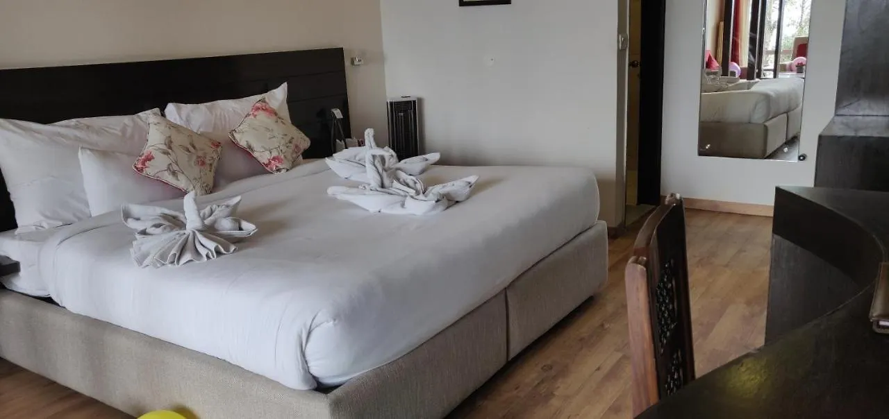 Woodsmoke Retreat Hotel Shimla